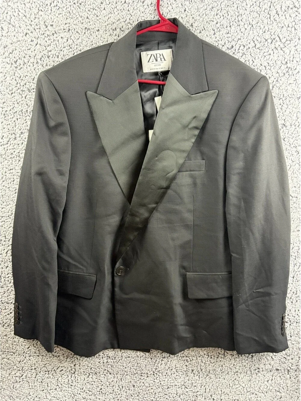 Zara Studio Mens Black Tuxedo Blazer Size 42 Satin Peak Lapel NWT $219 MSRP